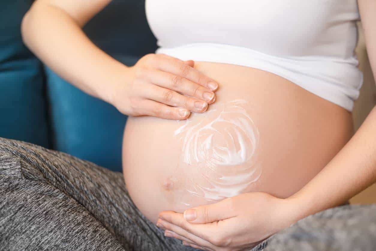 prévenir la formation de vergetures pendant la grossesse